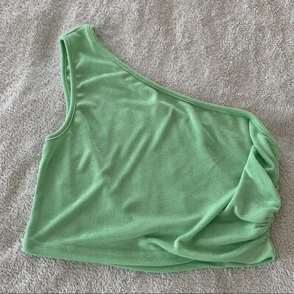 🌸Verge Girl | One Shoulder Tank - Picture 2 of 4